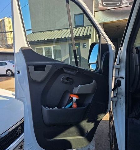 Белый Рено Мастер, объемом двигателя 2.3 л и пробегом 190 тыс. км за 18700 $, фото 12 на Automoto.ua