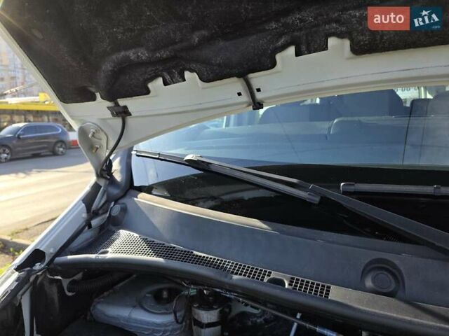 Белый Рено Мастер, объемом двигателя 2.3 л и пробегом 177 тыс. км за 19900 $, фото 56 на Automoto.ua