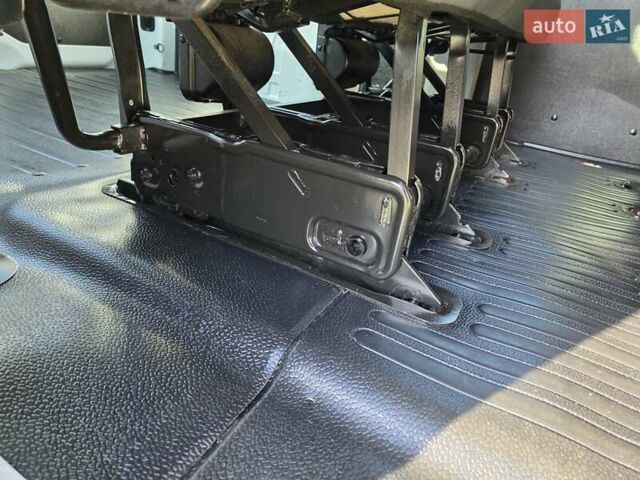 Белый Рено Мастер, объемом двигателя 2.3 л и пробегом 177 тыс. км за 19900 $, фото 38 на Automoto.ua