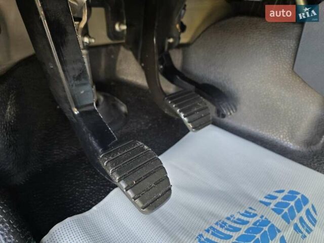 Белый Рено Мастер, объемом двигателя 2.3 л и пробегом 177 тыс. км за 19900 $, фото 52 на Automoto.ua