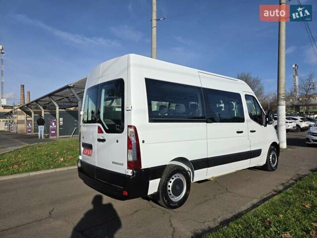 Белый Рено Мастер, объемом двигателя 2.3 л и пробегом 177 тыс. км за 19900 $, фото 12 на Automoto.ua