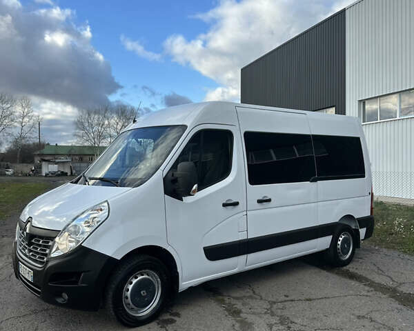Белый Рено Мастер, объемом двигателя 2.3 л и пробегом 325 тыс. км за 18300 $, фото 1 на Automoto.ua