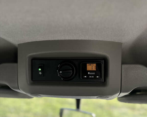 Белый Рено Мастер, объемом двигателя 2.3 л и пробегом 325 тыс. км за 17999 $, фото 24 на Automoto.ua