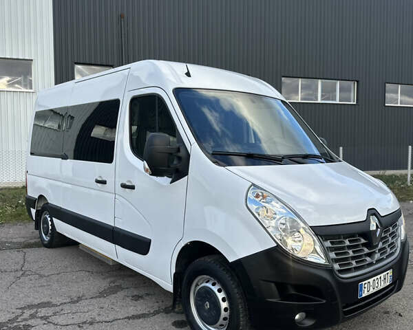 Белый Рено Мастер, объемом двигателя 2.3 л и пробегом 325 тыс. км за 18300 $, фото 3 на Automoto.ua
