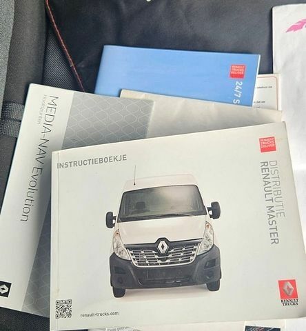 Білий Рено Мастєр, об'ємом двигуна 2.3 л та пробігом 252 тис. км за 19500 $, фото 27 на Automoto.ua