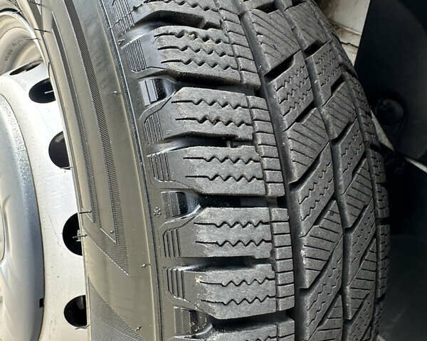 Белый Рено Мастер, объемом двигателя 2.3 л и пробегом 290 тыс. км за 23900 $, фото 15 на Automoto.ua