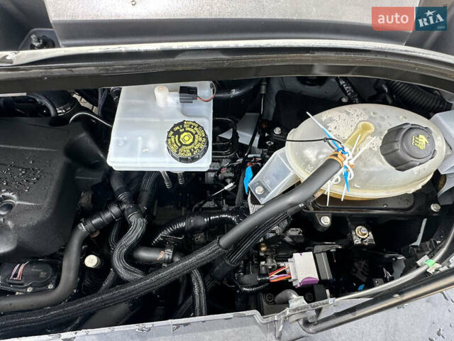 Белый Рено Мастер, объемом двигателя 2.3 л и пробегом 290 тыс. км за 23900 $, фото 9 на Automoto.ua