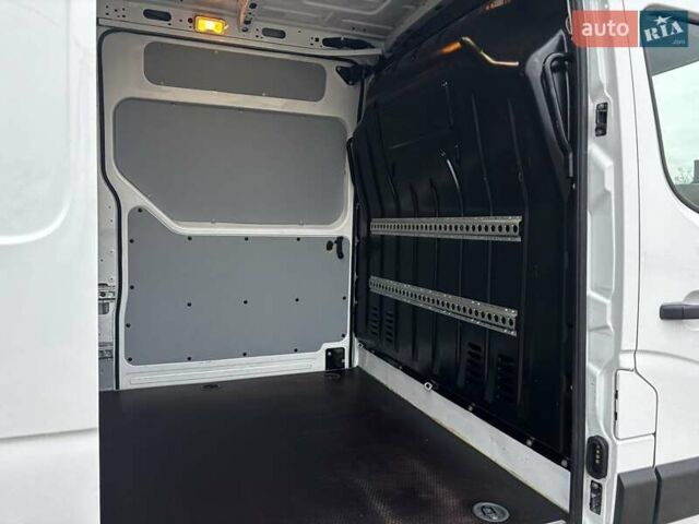 Білий Рено Мастєр, об'ємом двигуна 2.3 л та пробігом 216 тис. км за 19700 $, фото 27 на Automoto.ua