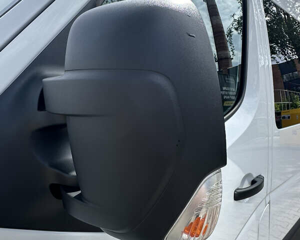 Белый Рено Мастер, объемом двигателя 2.3 л и пробегом 290 тыс. км за 23900 $, фото 13 на Automoto.ua