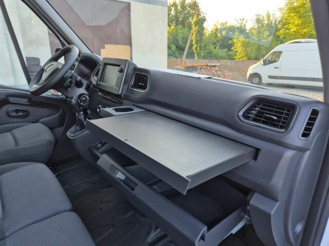 Белый Рено Мастер, объемом двигателя 2.3 л и пробегом 147 тыс. км за 21500 $, фото 4 на Automoto.ua