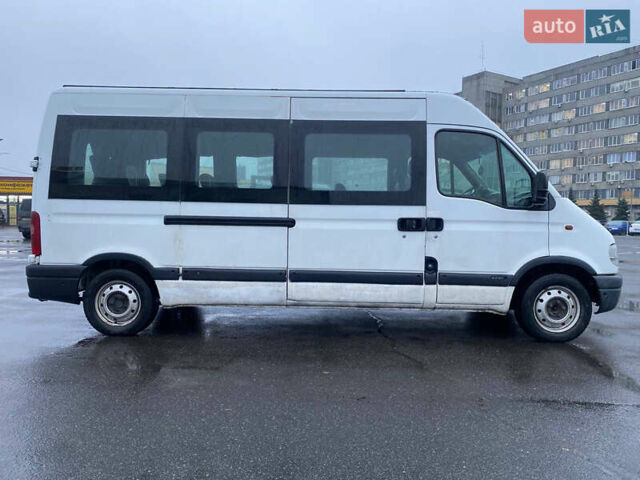 Белый Рено Мастер, объемом двигателя 2.19 л и пробегом 500 тыс. км за 4000 $, фото 2 на Automoto.ua