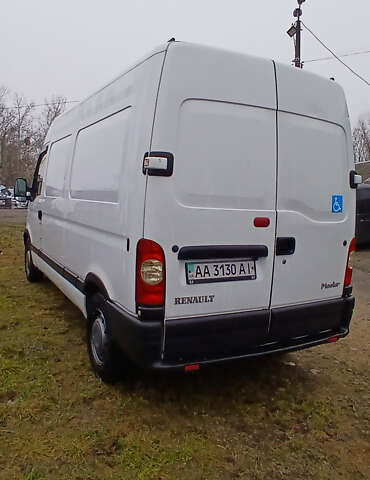 Белый Рено Мастер, объемом двигателя 2.5 л и пробегом 280 тыс. км за 7500 $, фото 1 на Automoto.ua