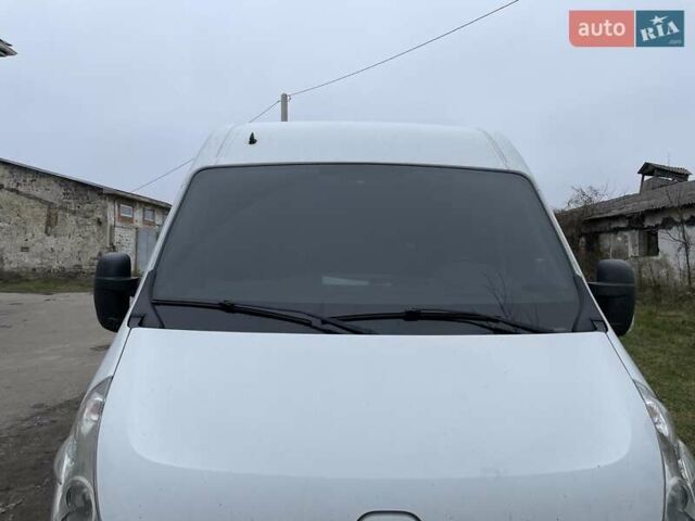 Білий Рено Мастєр, об'ємом двигуна 2.3 л та пробігом 670 тис. км за 14500 $, фото 1 на Automoto.ua