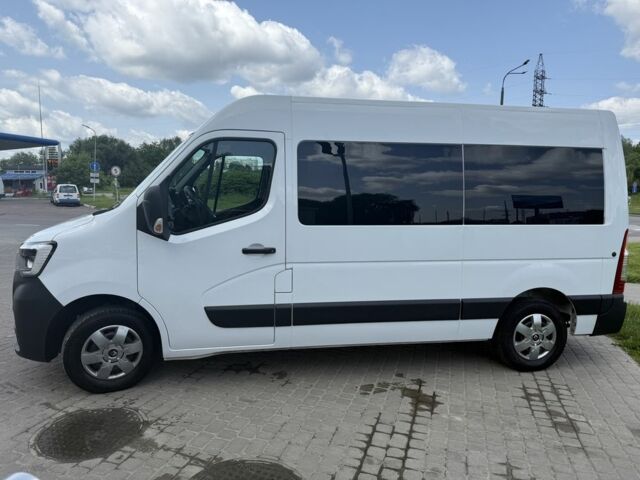 Белый Рено Мастер, объемом двигателя 2.3 л и пробегом 255 тыс. км за 27200 $, фото 1 на Automoto.ua