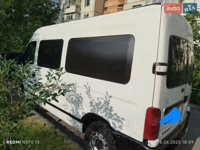 Білий Рено Мастєр, об'ємом двигуна 2.8 л та пробігом 500 тис. км за 4600 $, фото 2 на Automoto.ua