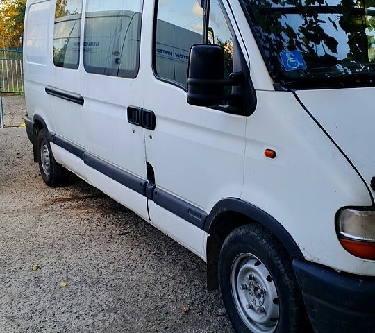 Белый Рено Мастер, объемом двигателя 2.5 л и пробегом 0 тыс. км за 2500 $, фото 1 на Automoto.ua