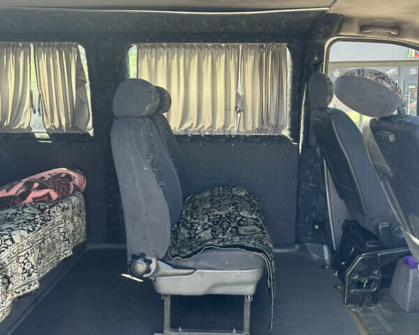 Белый Рено Мастер, объемом двигателя 2.5 л и пробегом 471 тыс. км за 3499 $, фото 12 на Automoto.ua