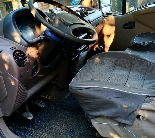 Белый Рено Мастер, объемом двигателя 2.5 л и пробегом 0 тыс. км за 2500 $, фото 6 на Automoto.ua