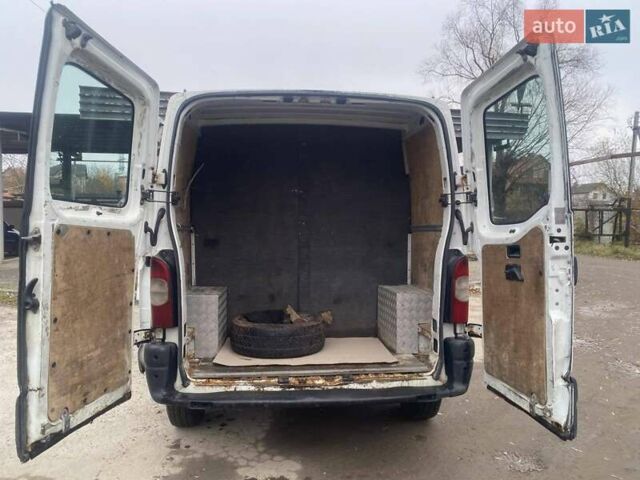 Білий Рено Мастєр, об'ємом двигуна 2.46 л та пробігом 450 тис. км за 6100 $, фото 7 на Automoto.ua