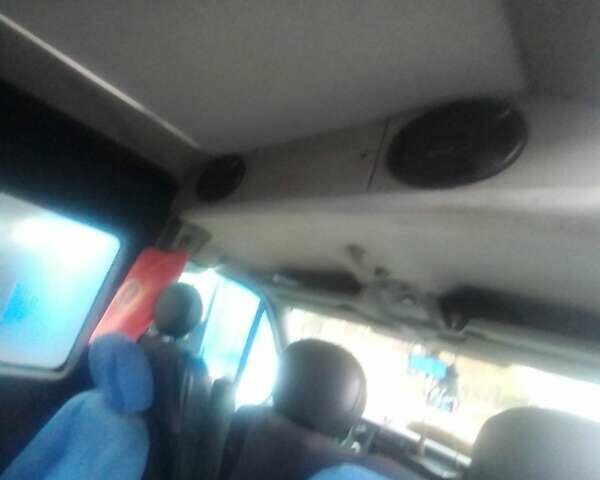 Білий Рено Мастєр, об'ємом двигуна 2.46 л та пробігом 330 тис. км за 8500 $, фото 10 на Automoto.ua