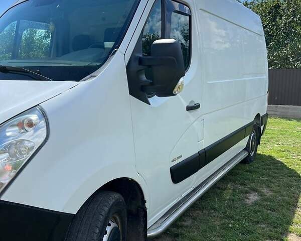 Белый Рено Мастер, объемом двигателя 2.3 л и пробегом 300 тыс. км за 11000 $, фото 7 на Automoto.ua