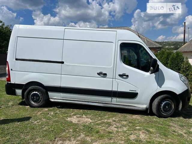 Белый Рено Мастер, объемом двигателя 2.3 л и пробегом 300 тыс. км за 11000 $, фото 3 на Automoto.ua
