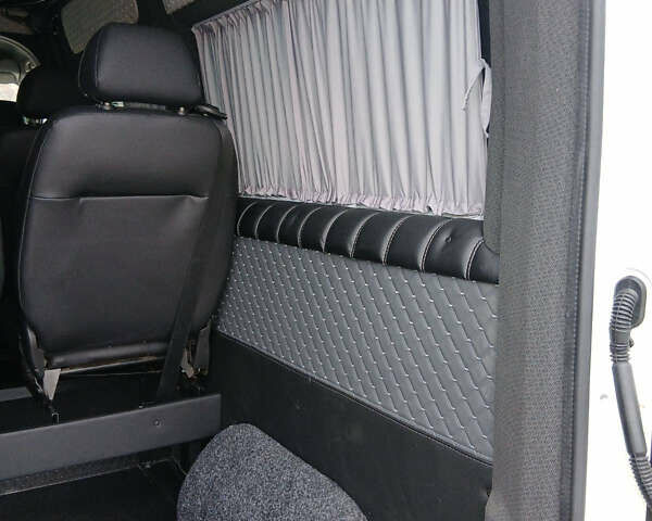 Белый Рено Мастер, объемом двигателя 2.3 л и пробегом 397 тыс. км за 15500 $, фото 31 на Automoto.ua