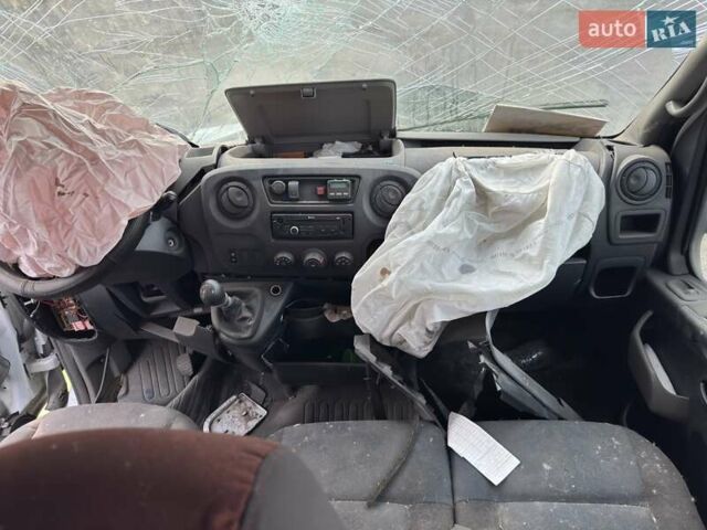 Білий Рено Мастєр, об'ємом двигуна 2.3 л та пробігом 200 тис. км за 5950 $, фото 6 на Automoto.ua