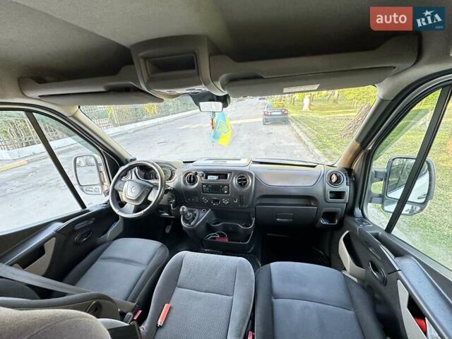 Білий Рено Мастєр, об'ємом двигуна 2.3 л та пробігом 290 тис. км за 16900 $, фото 19 на Automoto.ua