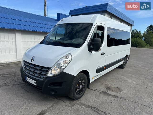 Белый Рено Мастер, объемом двигателя 2.3 л и пробегом 280 тыс. км за 15900 $, фото 2 на Automoto.ua