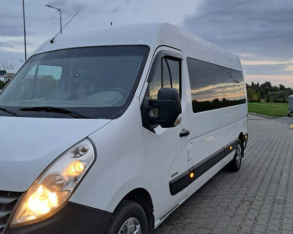Белый Рено Мастер, объемом двигателя 2.3 л и пробегом 800 тыс. км за 14000 $, фото 2 на Automoto.ua
