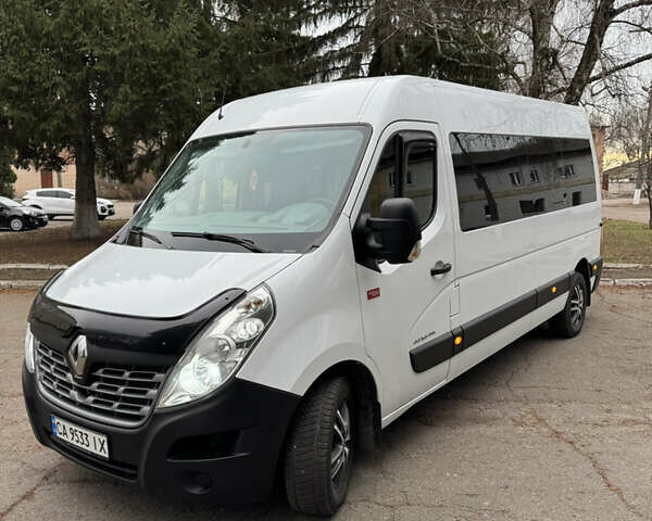 Белый Рено Мастер, объемом двигателя 2.3 л и пробегом 500 тыс. км за 16500 $, фото 5 на Automoto.ua