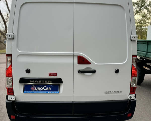 Рено Мастер 2015 в Киеве на Automoto.ua Белый Рено Мастер, объемом двигателя 2.3 л и пробегом 519 тыс. км за 16500 $, фото 22 на Automoto.ua