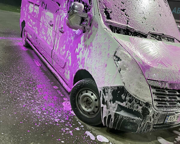 Білий Рено Мастєр, об'ємом двигуна 2.3 л та пробігом 230 тис. км за 13950 $, фото 9 на Automoto.ua