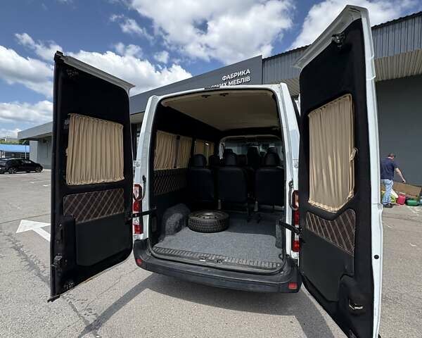 Белый Рено Мастер, объемом двигателя 2.3 л и пробегом 238 тыс. км за 14800 $, фото 8 на Automoto.ua