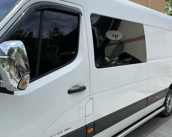 Білий Рено Мастєр, об'ємом двигуна 2.3 л та пробігом 230 тис. км за 13950 $, фото 5 на Automoto.ua