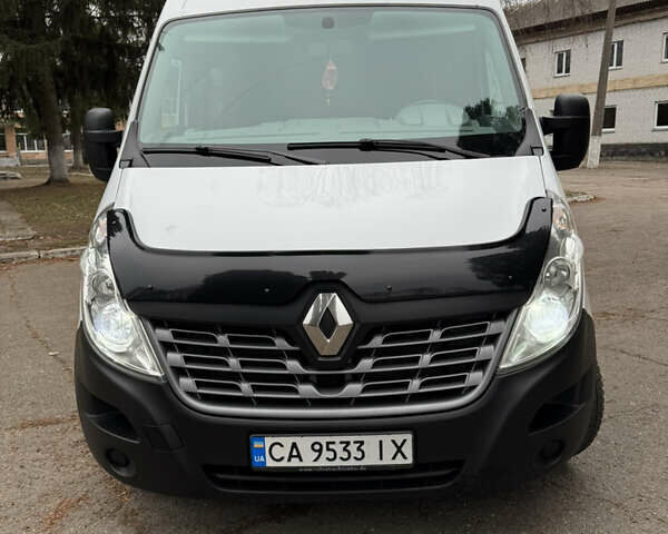 Белый Рено Мастер, объемом двигателя 2.3 л и пробегом 500 тыс. км за 16500 $, фото 1 на Automoto.ua