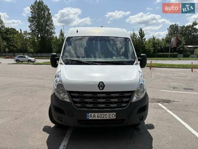 Белый Рено Мастер, объемом двигателя 2.3 л и пробегом 238 тыс. км за 14800 $, фото 1 на Automoto.ua