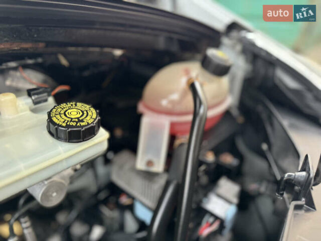 Рено Мастер 2015 в Киеве на Automoto.ua Белый Рено Мастер, объемом двигателя 2.3 л и пробегом 519 тыс. км за 16500 $, фото 85 на Automoto.ua