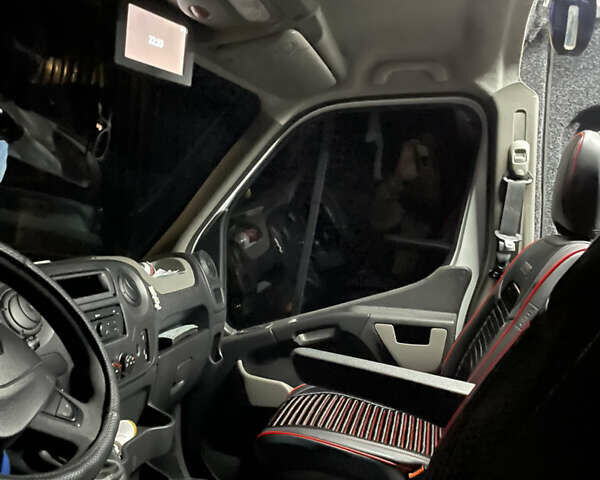Білий Рено Мастєр, об'ємом двигуна 2.3 л та пробігом 230 тис. км за 13950 $, фото 6 на Automoto.ua