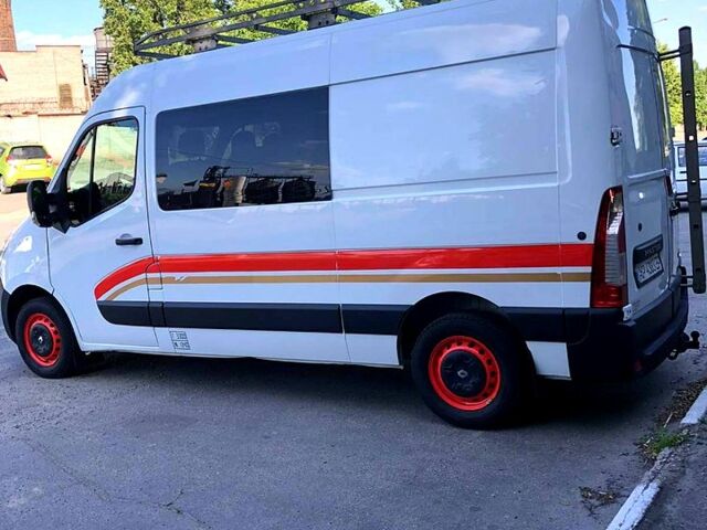 Белый Рено Мастер, объемом двигателя 2.3 л и пробегом 400 тыс. км за 11900 $, фото 5 на Automoto.ua