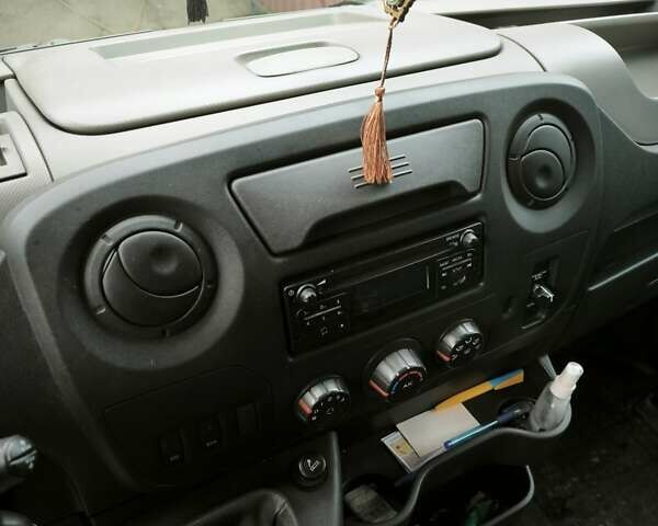 Білий Рено Мастєр, об'ємом двигуна 2.3 л та пробігом 310 тис. км за 17000 $, фото 13 на Automoto.ua