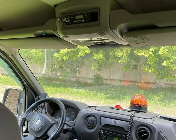 Белый Рено Мастер, объемом двигателя 2.3 л и пробегом 255 тыс. км за 16900 $, фото 6 на Automoto.ua