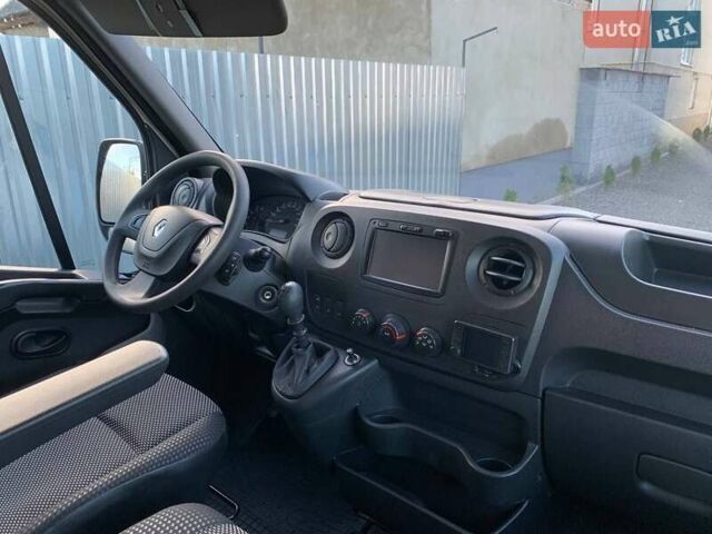 Белый Рено Мастер, объемом двигателя 2.3 л и пробегом 311 тыс. км за 20500 $, фото 10 на Automoto.ua