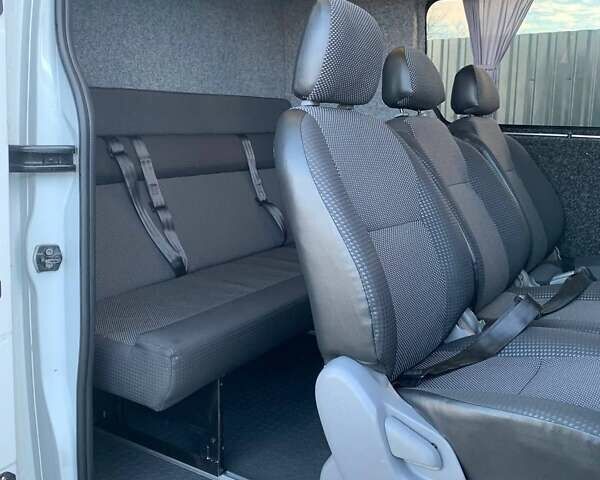 Белый Рено Мастер, объемом двигателя 2.3 л и пробегом 311 тыс. км за 20500 $, фото 15 на Automoto.ua