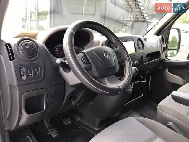 Білий Рено Мастєр, об'ємом двигуна 2.3 л та пробігом 297 тис. км за 17950 $, фото 6 на Automoto.ua