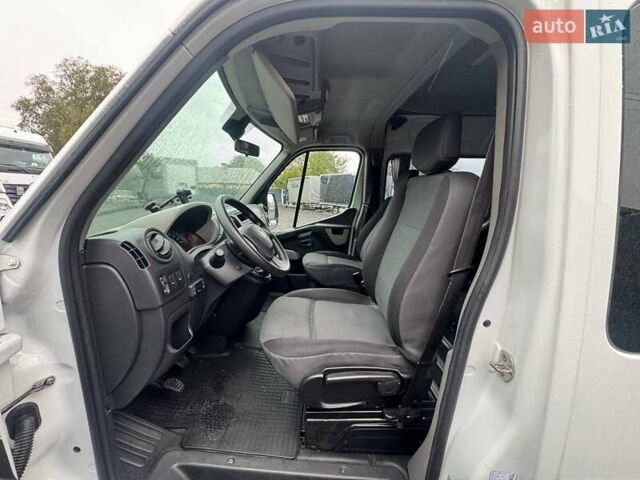 Белый Рено Мастер, объемом двигателя 2.3 л и пробегом 336 тыс. км за 20467 $, фото 12 на Automoto.ua