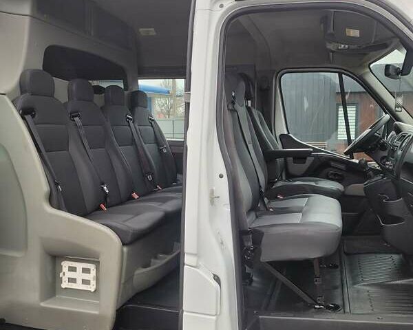 Белый Рено Мастер, объемом двигателя 2.3 л и пробегом 185 тыс. км за 18800 $, фото 53 на Automoto.ua