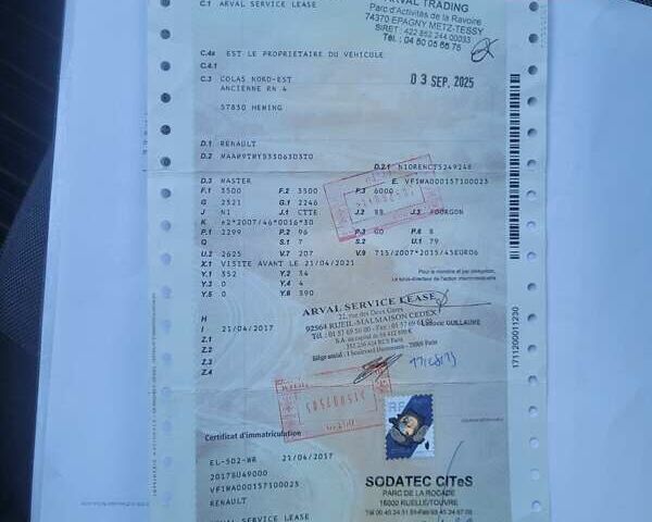 Белый Рено Мастер, объемом двигателя 2 л и пробегом 185 тыс. км за 17900 $, фото 14 на Automoto.ua