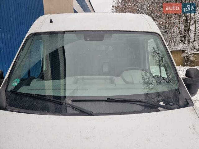 Белый Рено Мастер, объемом двигателя 0 л и пробегом 288 тыс. км за 13000 $, фото 4 на Automoto.ua